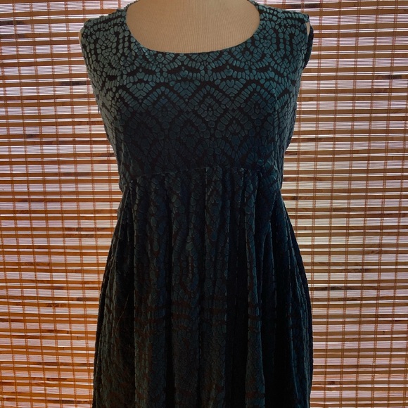 Teal and black velvet cap sleeve dress - Picture 1 of 5